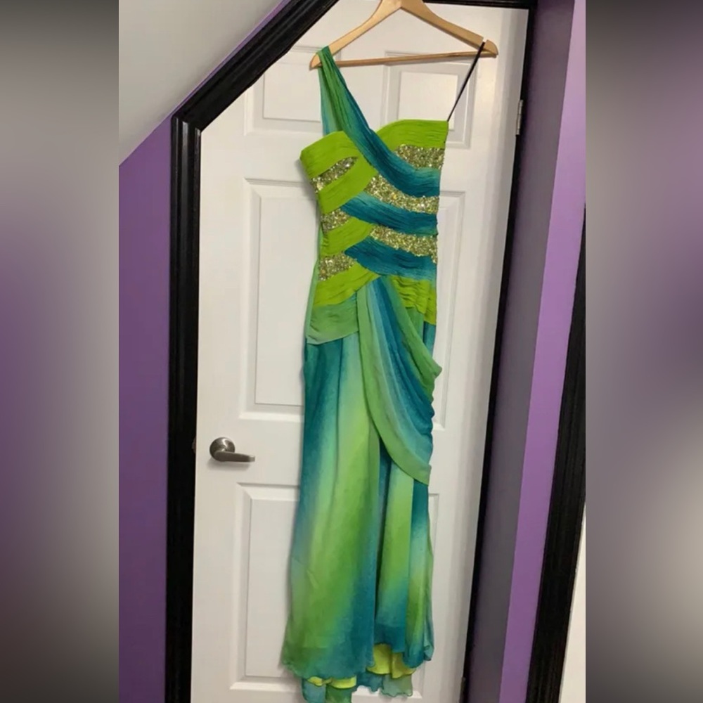 Green blue gowned